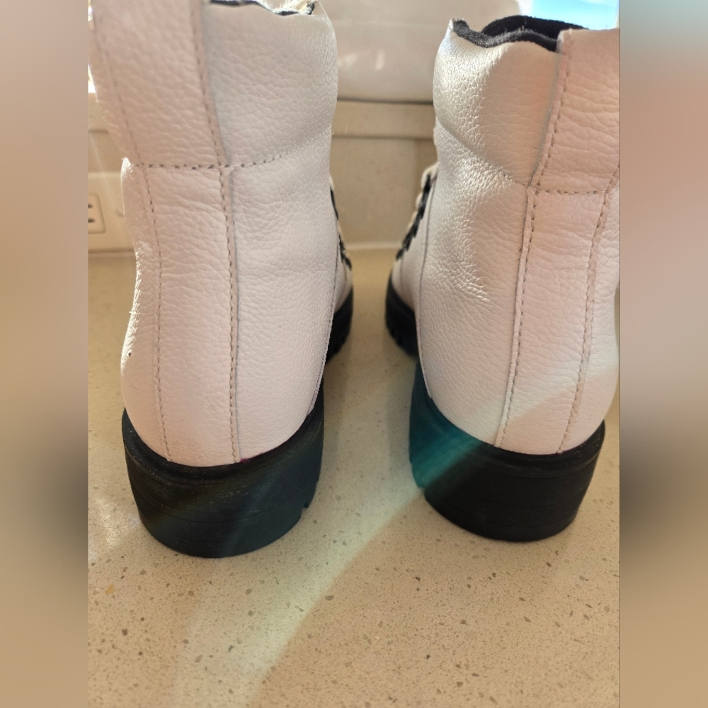 Cougar White Ankle Boots - Picture 4 of 9